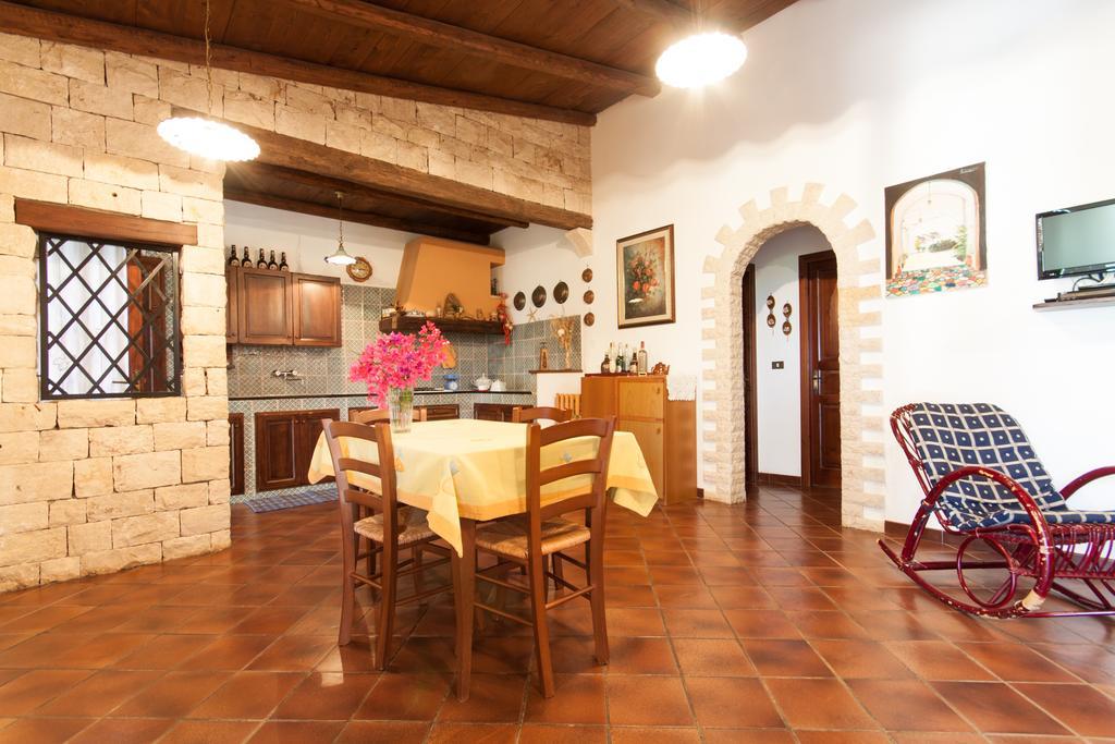 Villa Villino Dei Gabbiani à Castellammare del Golfo Chambre photo